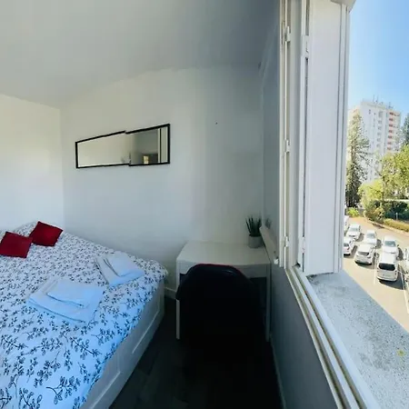 Apartmán Cosy Centre Proche Tram, Parking *